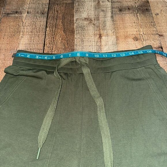 Cabi Everyday Lounger Pants - Picture 7 of 9